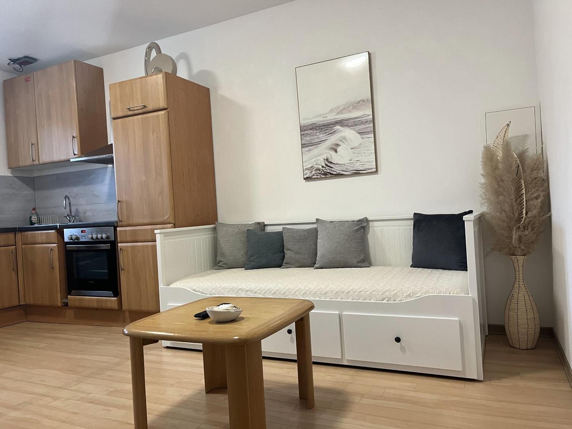 Neu Apartment In Schloss Naehe,Parkplatz, Netflix Sogel Luaran gambar
